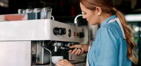 6 Best Single Cup Coffee Makers with Grinder 2024